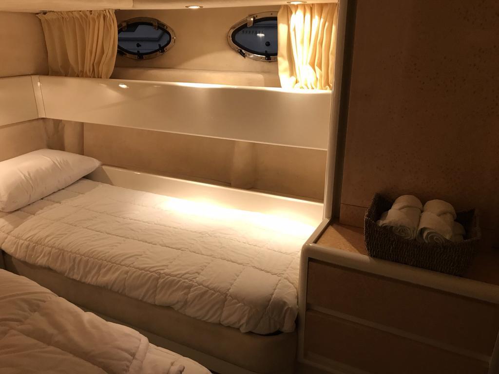 Hotel Sea And Yacht à Busan Extérieur photo